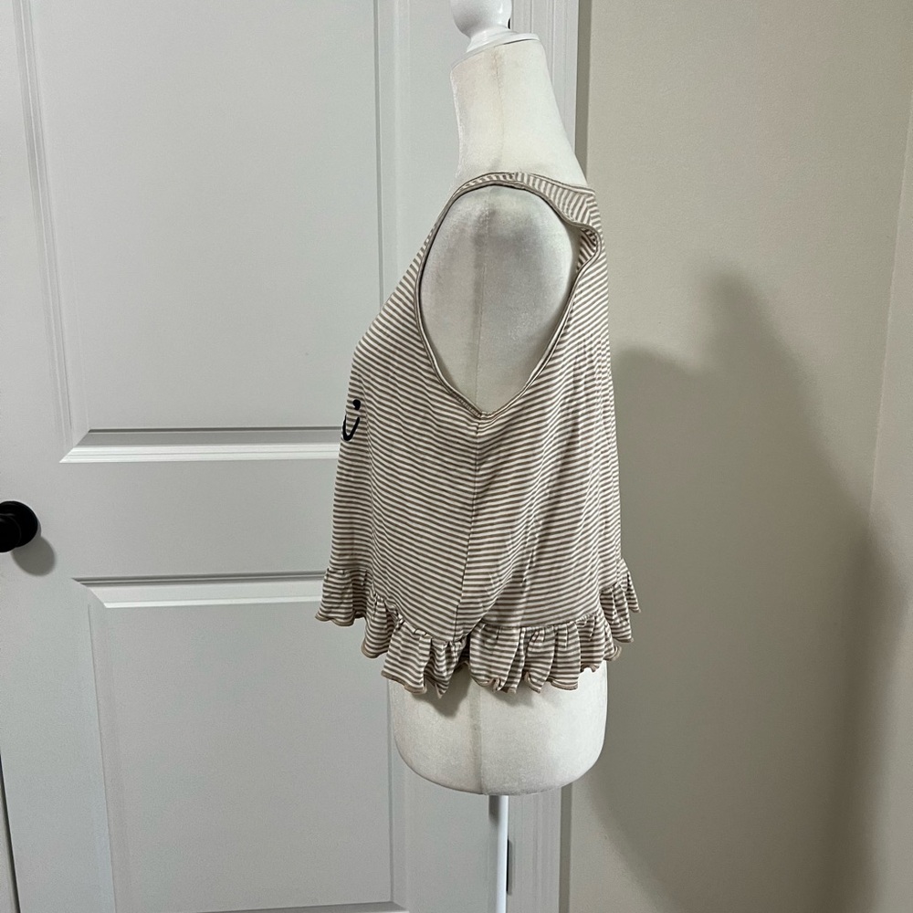 The Elizabeth Chronicles NOLA Dawlin’ Cropped Ruffle Tank - Picture 4 of 12